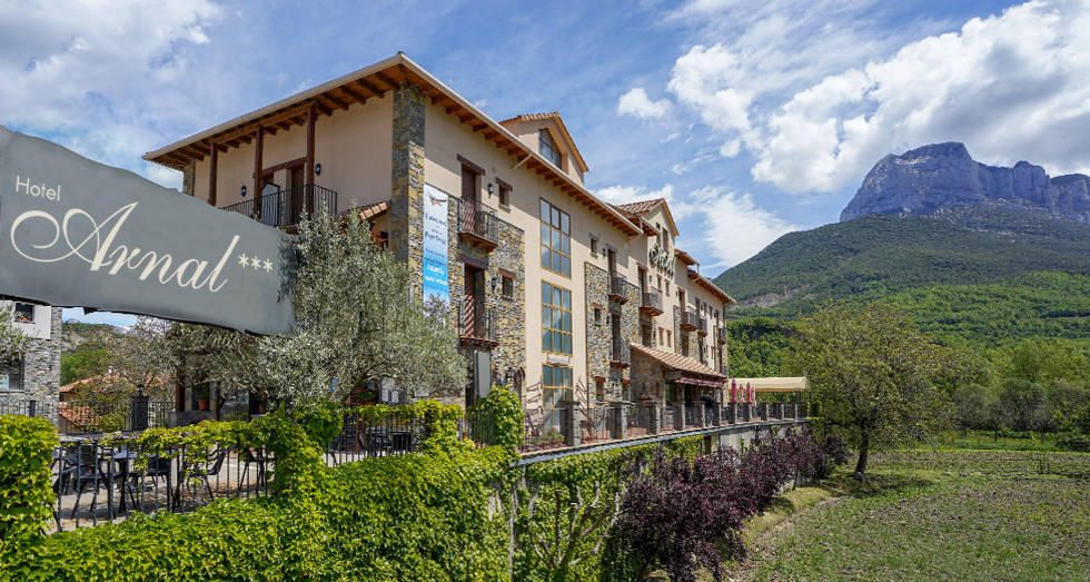 Hotel Arnal, Escalona, huesca
